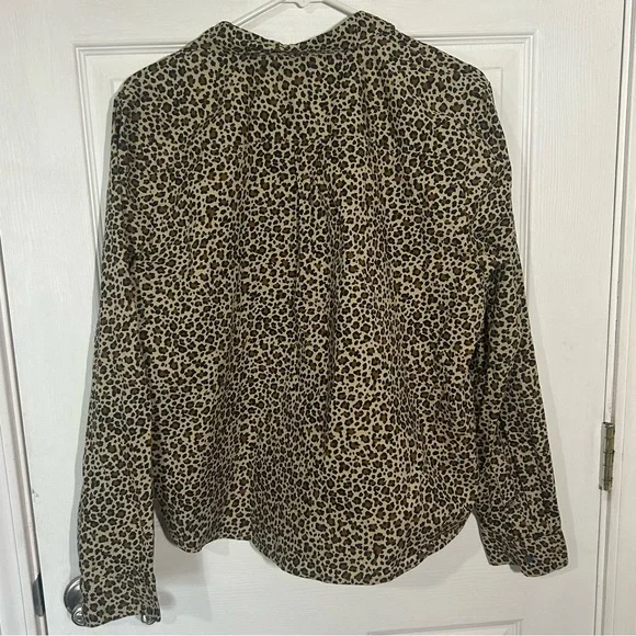 J Crew Leopard modern collared button-up shirt Size Large Brown Animal Print NWT - Picture 11 of 14